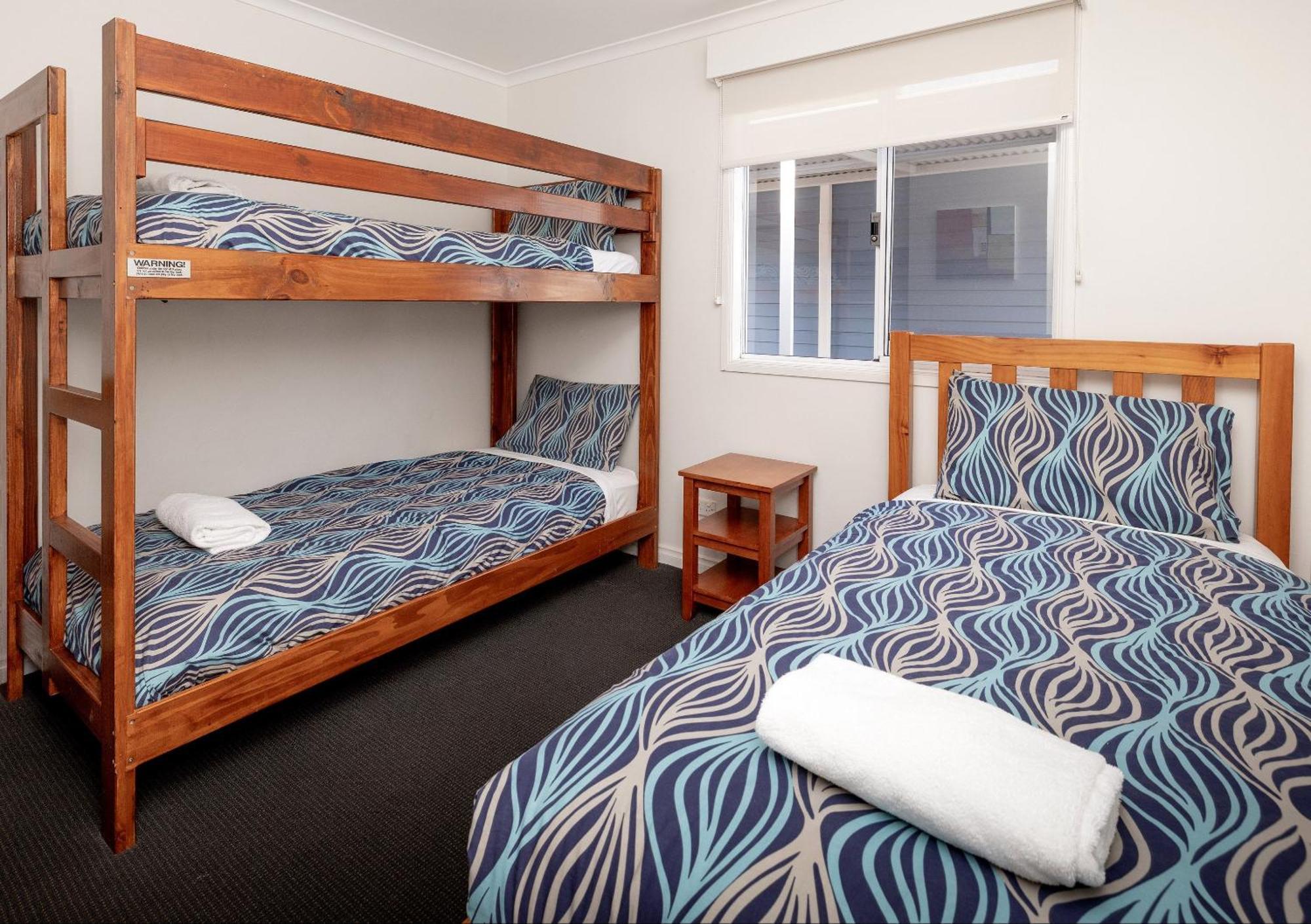 Big4 Emu Beach Holiday Park Albany Room photo
